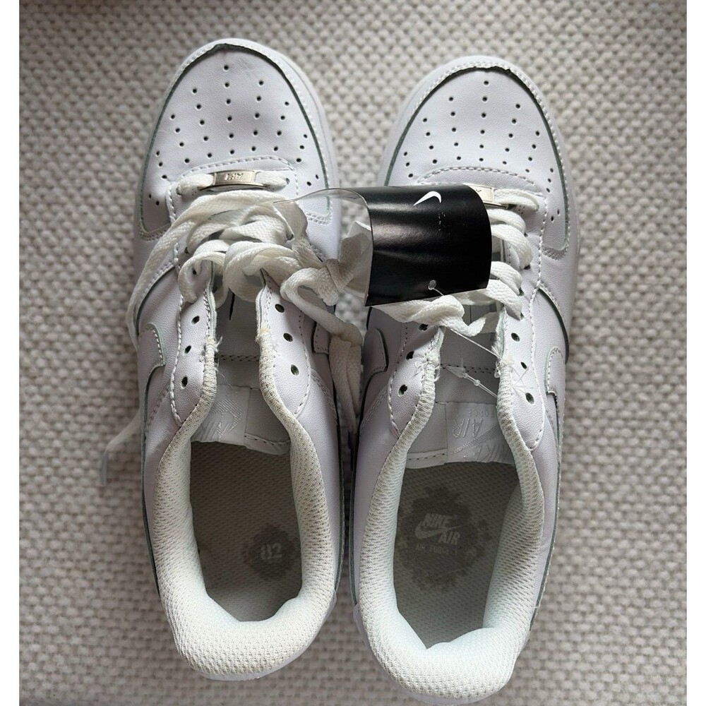 Nike Air Force 1 '07 Low Triple White Sneakers (US Men's 7.5) 315122-111